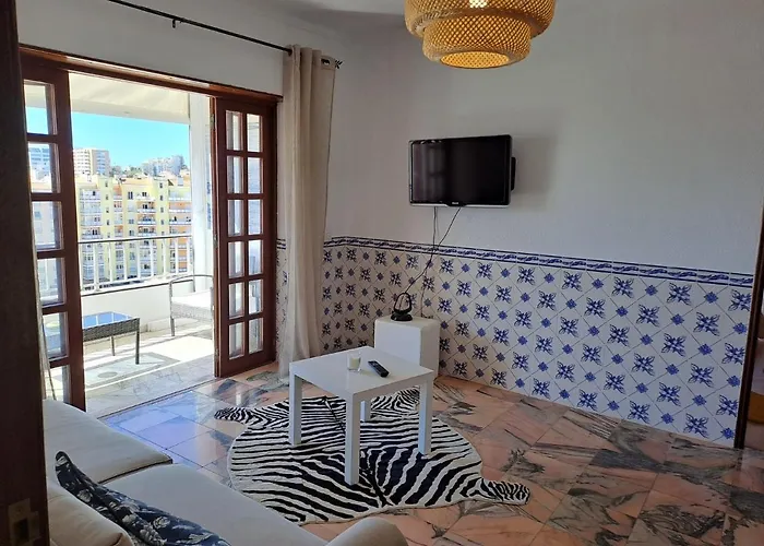 Stunning Views - One Bedroom In * Portimão