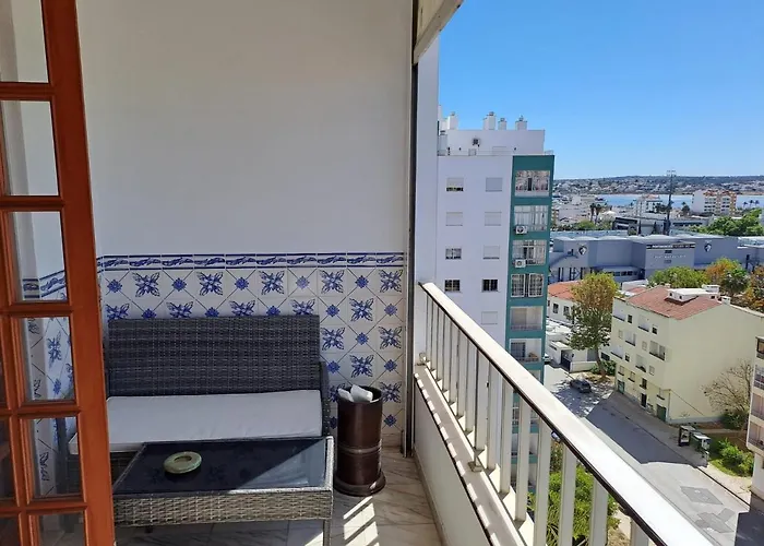 Appartement Stunning Views - One Bedroom In *